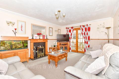 3 bedroom semi-detached house for sale, New Road, Havant PO9