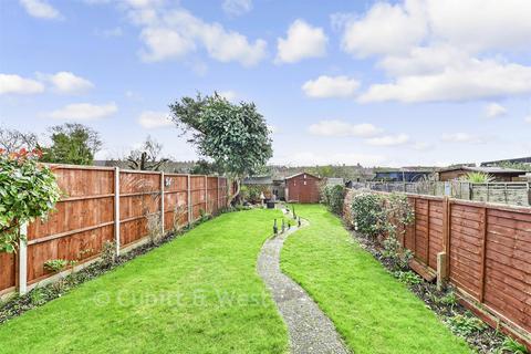 3 bedroom semi-detached house for sale, New Road, Havant PO9