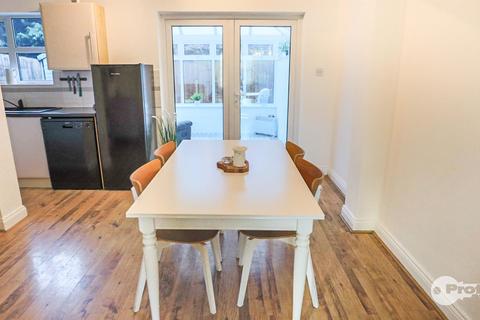3 bedroom link detached house for sale, Woodbank, Burbage, Hinckley