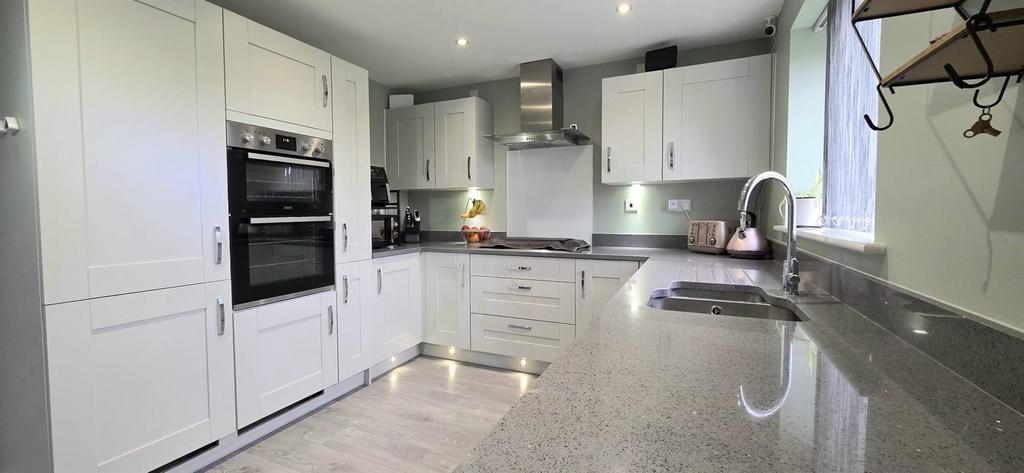 Kitchen diner