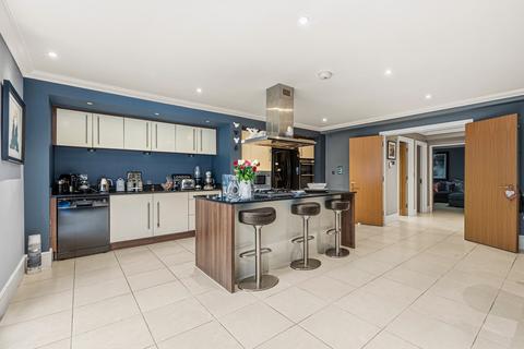 5 bedroom semi-detached house for sale, Brooklands Road, WEYBRIDGE, KT13