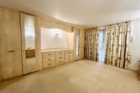 undefined, Holyrood Street, Chard, Somerset, TA20