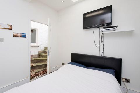 2 bedroom apartment to rent, Gwendwr Road, West Kensington, London, W14
