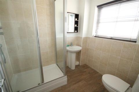 4 bedroom detached house to rent, Morton Close, Willington
