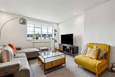 2 bedroom flat to rent, Westbourne Crescent, London W2