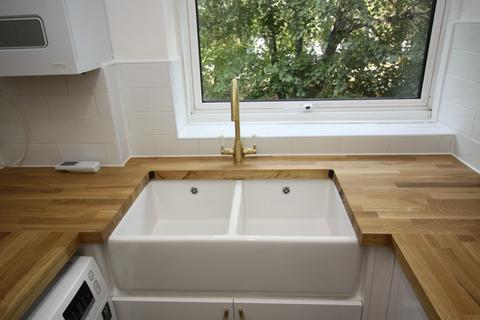 1 bedroom flat to rent, Wycombe Court