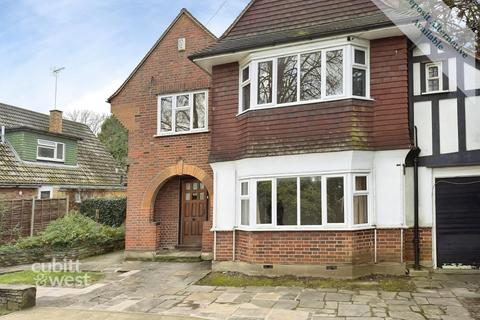 4 bedroom detached house to rent, Haling Park Road, South Croydon CR2
