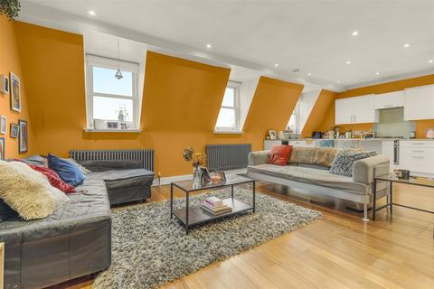 2 bedroom apartment to rent, Holland Road Kensington And Chelsea