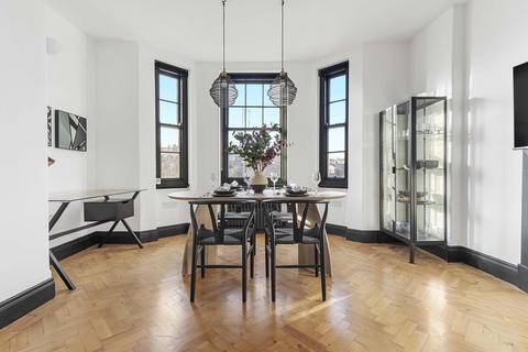 1 bedroom flat to rent, Queensway, London, W2