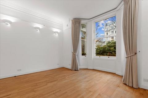 2 bedroom flat to rent, Colville Gardens, Notting Hill, W11