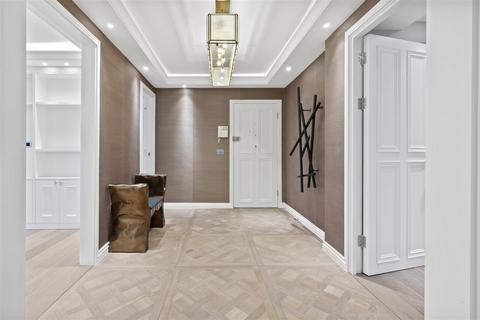 3 bedroom apartment to rent, Marlborough Court, Pembroke Road, London, W8