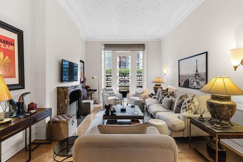 2 bedroom apartment to rent, Knightsbridge, London, SW1X