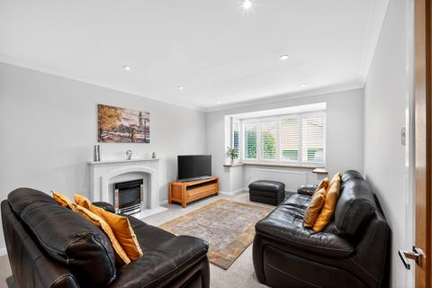 4 bedroom detached house for sale, Peverel Drive, Maidstone, ME14