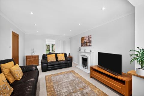 4 bedroom detached house for sale, Peverel Drive, Maidstone, ME14
