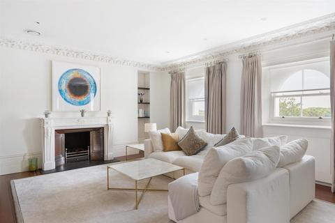 3 bedroom penthouse to rent, Lancasters Lancaster Gate  London, Westminster