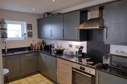 undefined, Holland Gardens, Brentford TW8
