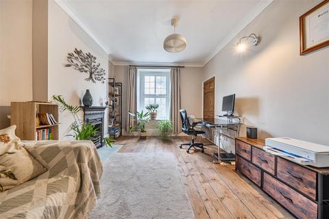 undefined, Main Street, Caldecott LE16