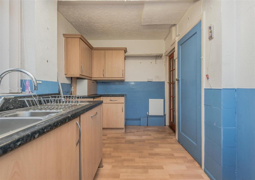 Fitted Kitchen: