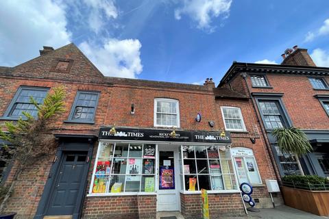 undefined, Wycombe End, Beaconsfield, HP9