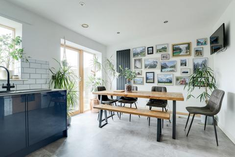 3 bedroom terraced house for sale, Bathley Street, Nottingham NG2