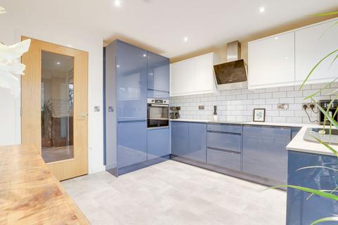 3 bedroom terraced house for sale, Bathley Street, Nottingham NG2