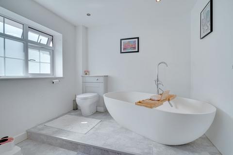undefined, Ermine Street, Caxton, CB23