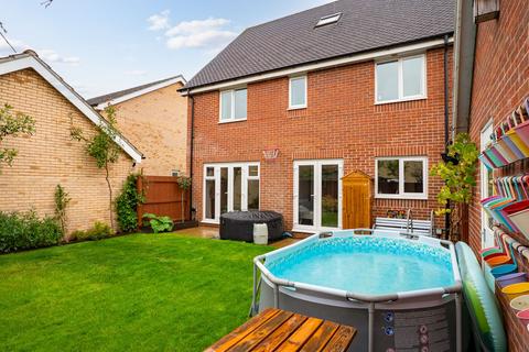 5 bedroom detached house for sale, Vickers Way, Upper Cambourne, CB23