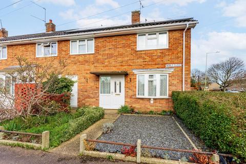 Noble Close, Heartsease