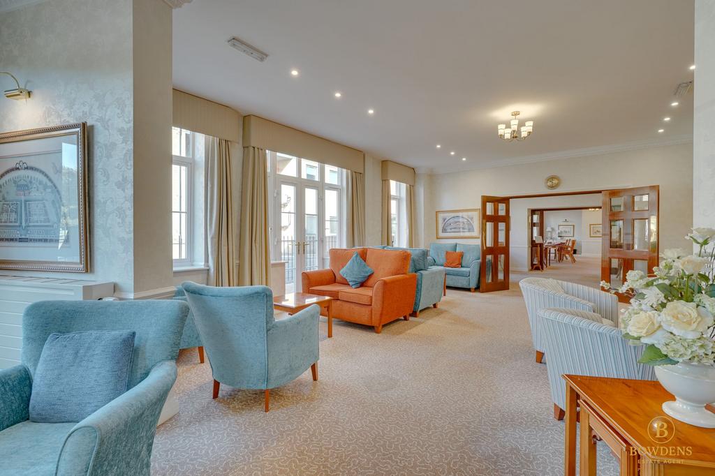 Communal Lounge