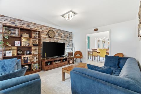 5 bedroom detached house for sale, Gladiator Road, Upper Cambourne, CB23