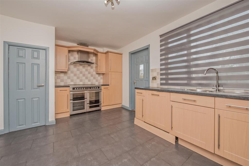 Fitted Dining Kitchen: