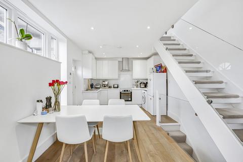 undefined, Sheen Road, Richmond, TW9