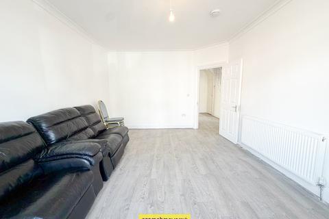 3 bedroom detached house to rent, Kenilworth Road Luton LU1 1DQ