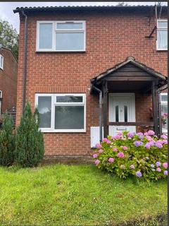 1 bedroom end of terrace house to rent, Westfield Walk, High Wycombe, HP12