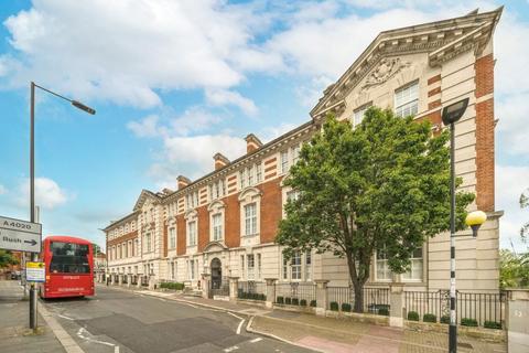 2 bedroom flat to rent, Winchester Street, London W3