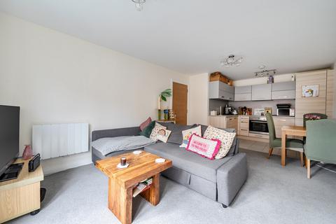 2 bedroom apartment for sale, Ashville Way, Berkshire RG41