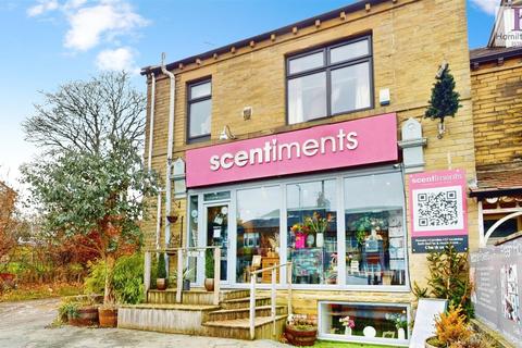 2 bedroom end of terrace house for sale, St. Enochs Road, Bradford
