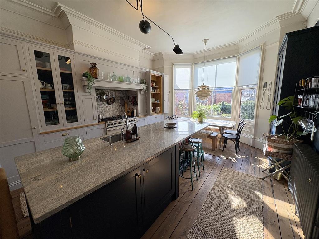 Kitchen and Coffee Area