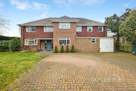 5 bedroom detached house for sale, Swiss Close, Wrecclesham, Farnham
