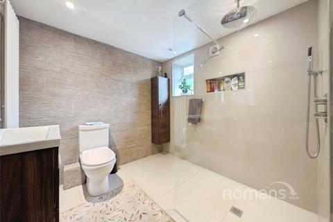 5 bedroom detached house for sale, Swiss Close, Wrecclesham, Farnham