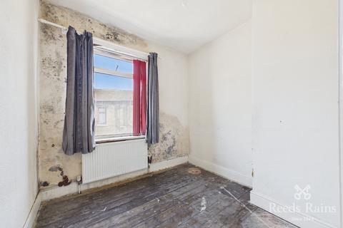 4 bedroom terraced house for sale, Moorfield Street, West Yorkshire HX1