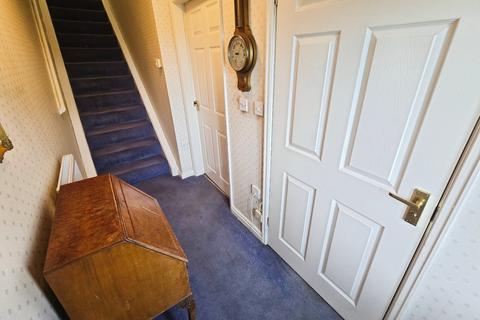 3 bedroom semi-detached house for sale, Sherwood Drive, Greater Manchester WN5