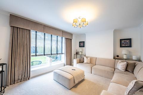 undefined, Leven Road, Coatbridge, ML5 2LW