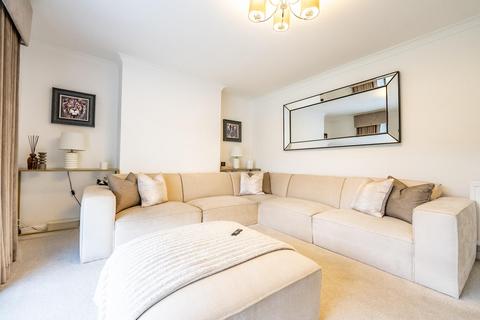 undefined, Leven Road, Coatbridge, ML5 2LW