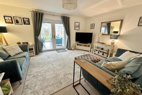 undefined, Cedar Close, Salford Priors