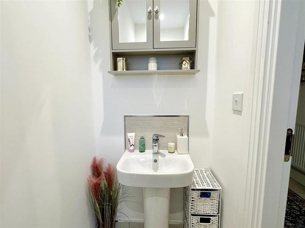 Downstairs wc