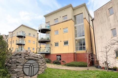 2 bedroom apartment to rent, Mckay Avenue, Torre Marine