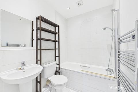 2 bedroom apartment to rent, Sunningdale Gardens, London NW9