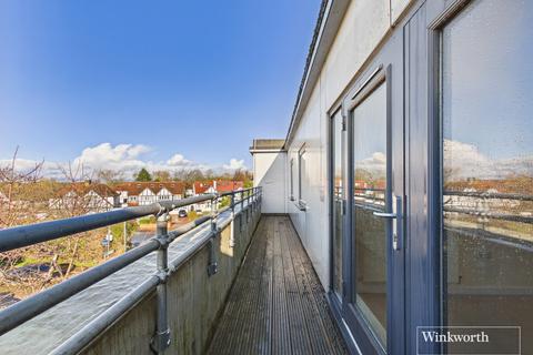 2 bedroom apartment to rent, Sunningdale Gardens, London NW9