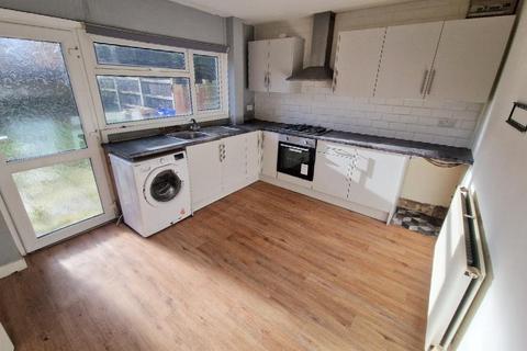 3 bedroom end of terrace house for sale, Dividy Road, Stoke-On-Trent